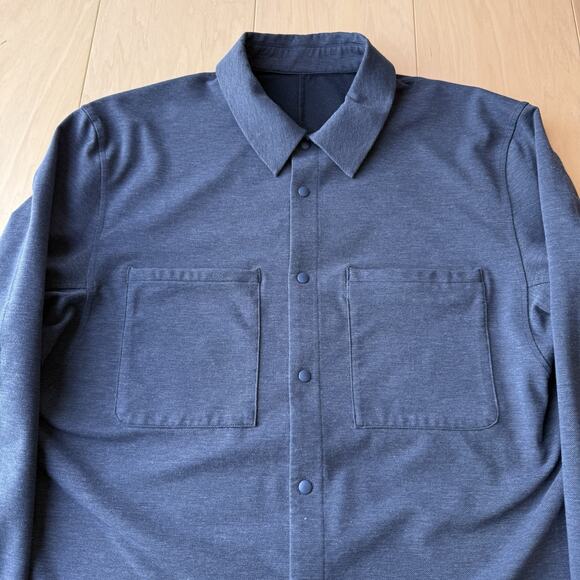 Lululemon Compatibility Shirt Medium Blue Snap Long Sleeve Minimalist Workwear - Picture 3 of 9